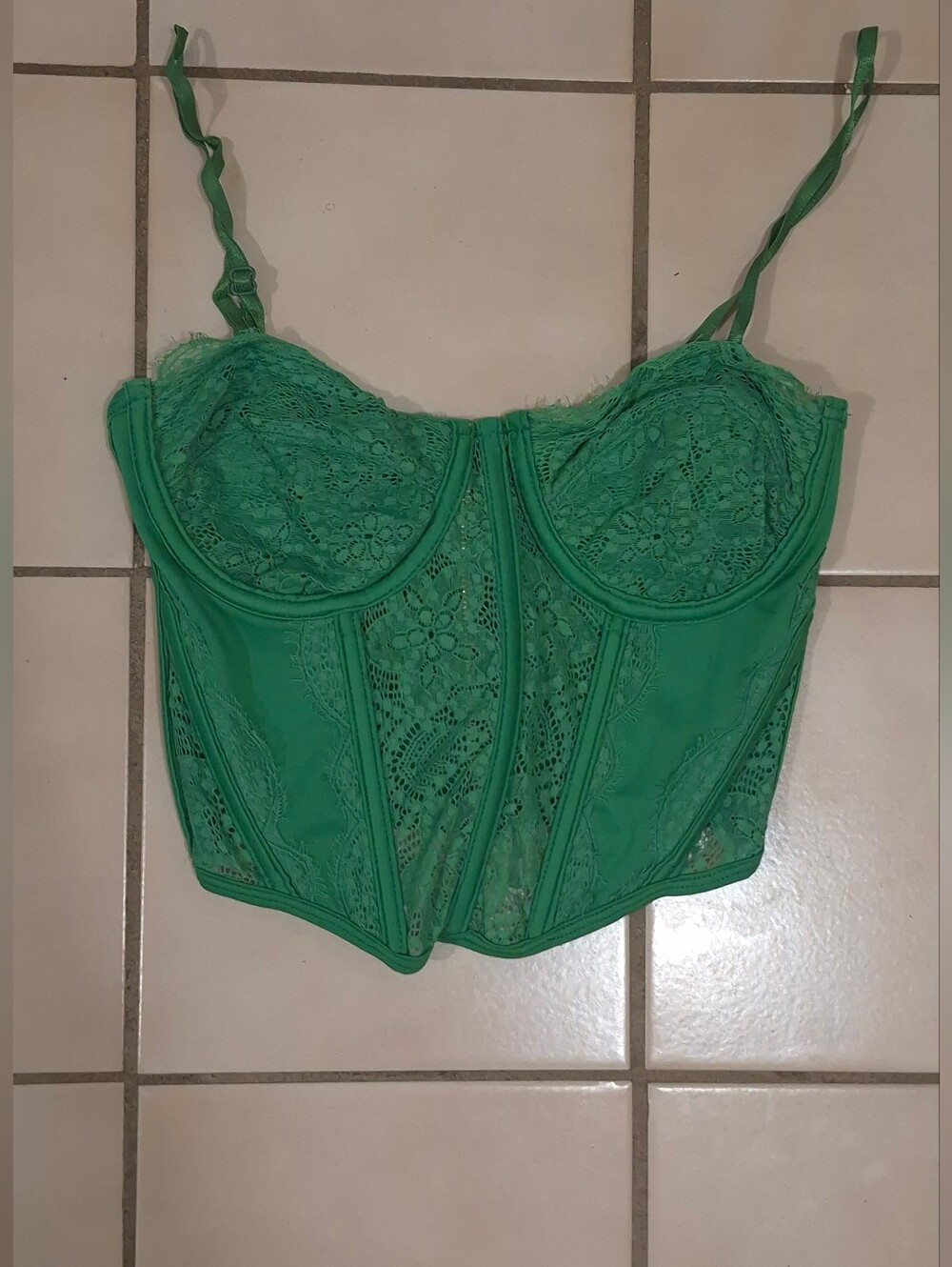 Ava & Ever Waldorf Lace Corset Top | Bright Green | Size 6
